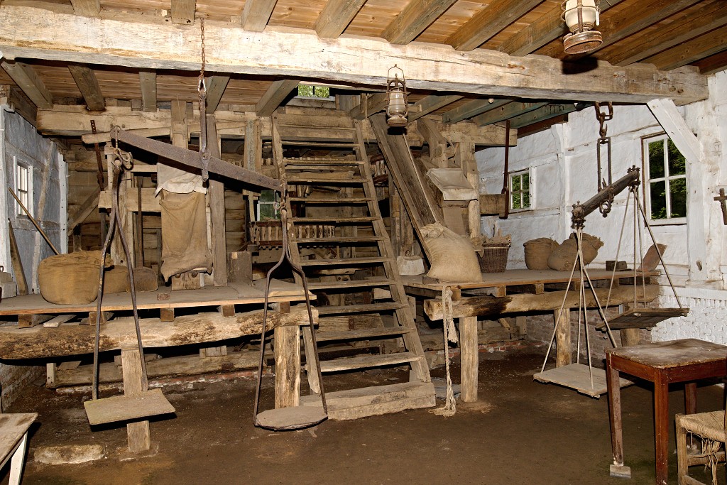 Openluchtmuseum Bokrijk museum belgie hoeve boerderij geit station molen kasteel kerk smidse